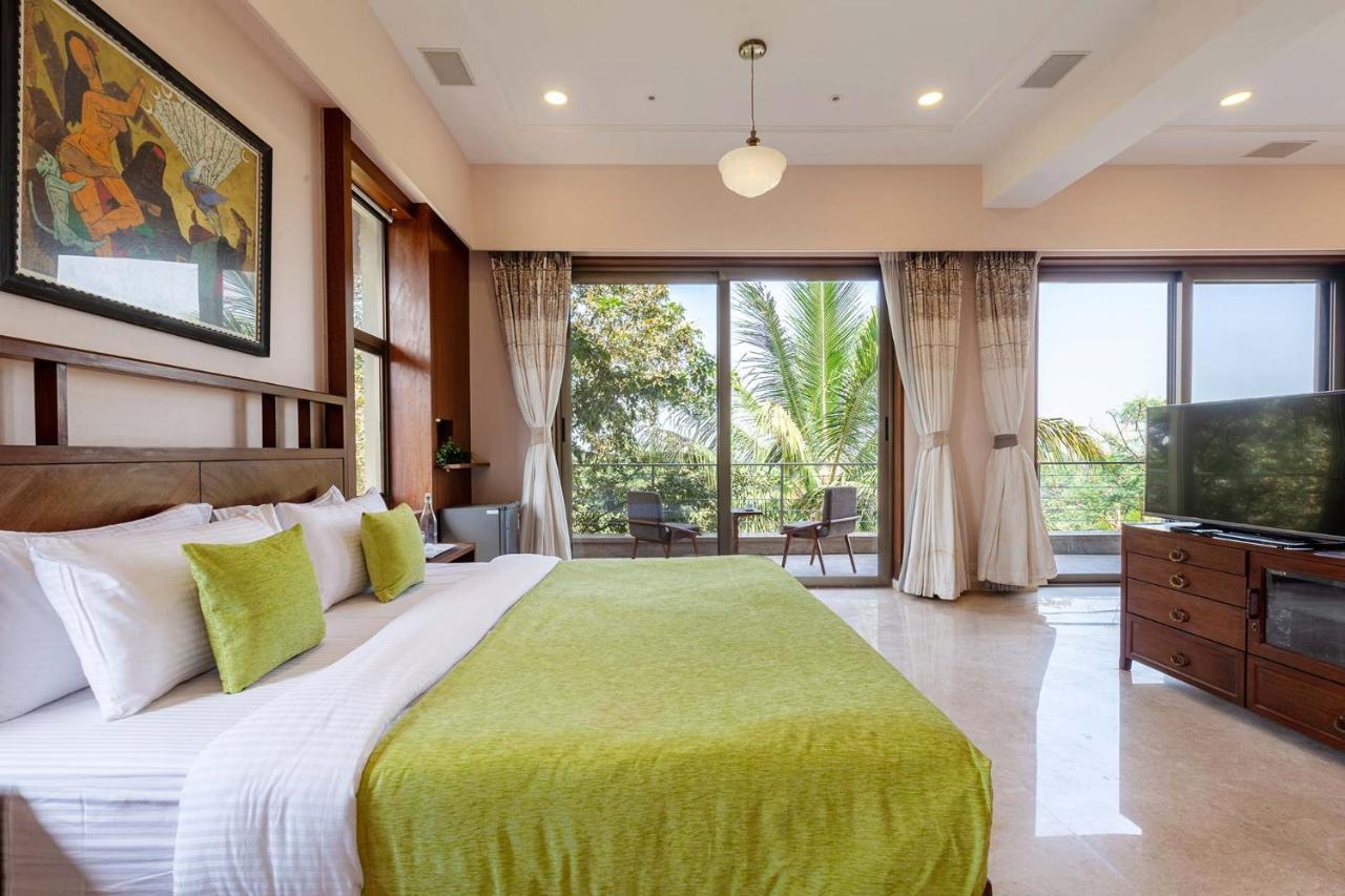 The Blue Horizon By Stayvista - Featuring A Beach-View Villa With A Swimming Pool, Indoor Games, And A Relaxing Balcony Alībāg Zewnętrze zdjęcie