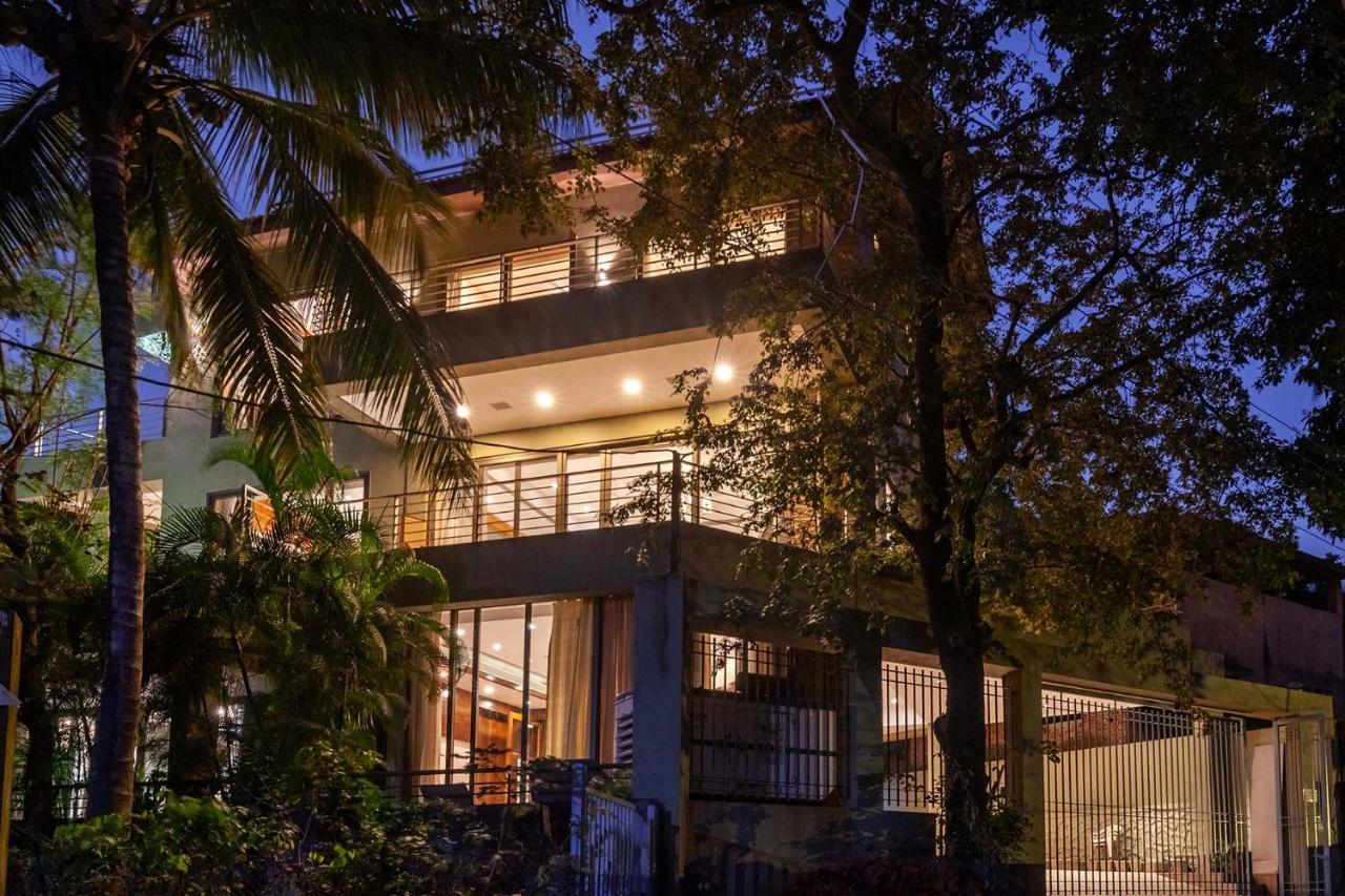 The Blue Horizon By Stayvista - Featuring A Beach-View Villa With A Swimming Pool, Indoor Games, And A Relaxing Balcony Alībāg Zewnętrze zdjęcie